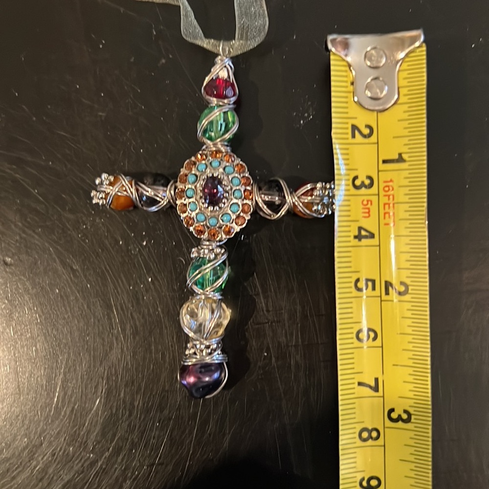 Fabulous multicolored stone and wire cross. - Picture 6 of 7